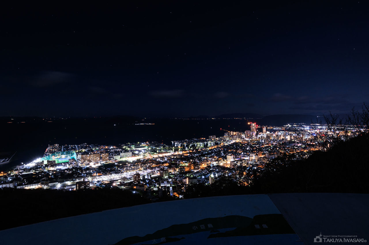 峰山公園の夜景スポット写真（1）