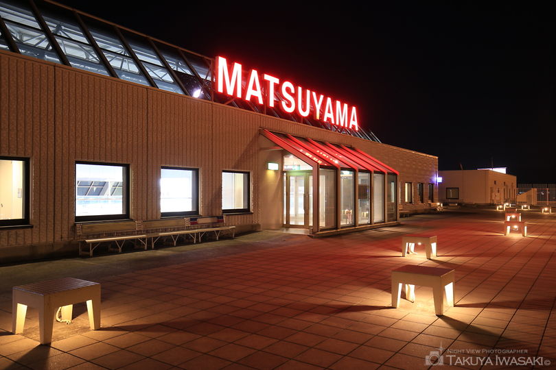 松山空港の夜景スポット写真（4）