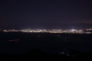 亀老山展望公園の夜景スポット写真（3）class=