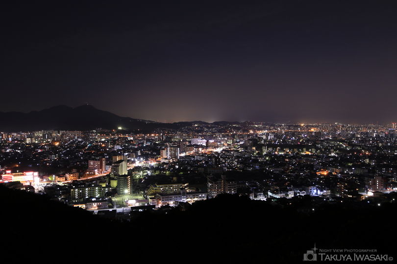 足立山山麓の夜景スポット写真（1）