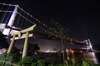 関門トンネル人道入口前の夜景スポット写真（3）class=