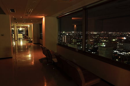 佐賀県庁 展望ホールの夜景スポット写真（4）class=
