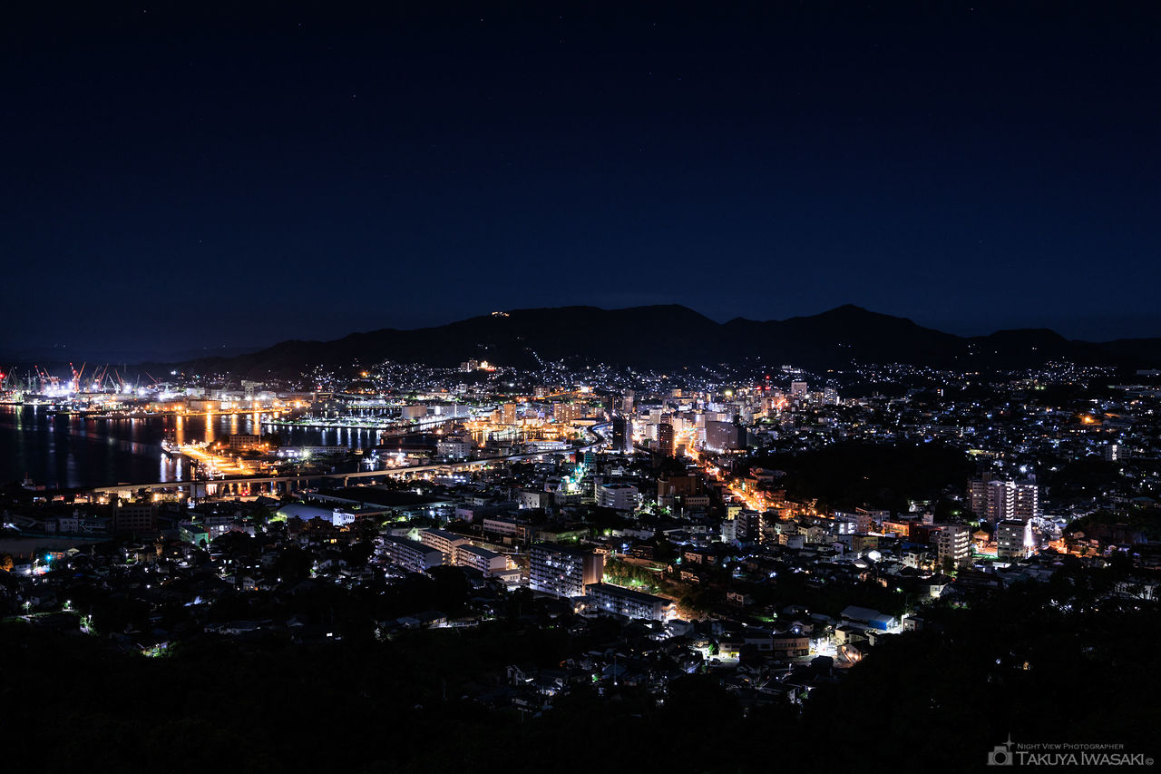 佐世保市街地を望む