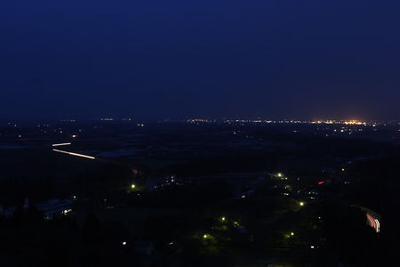 母智丘公園の夜景スポット写真（2）class=