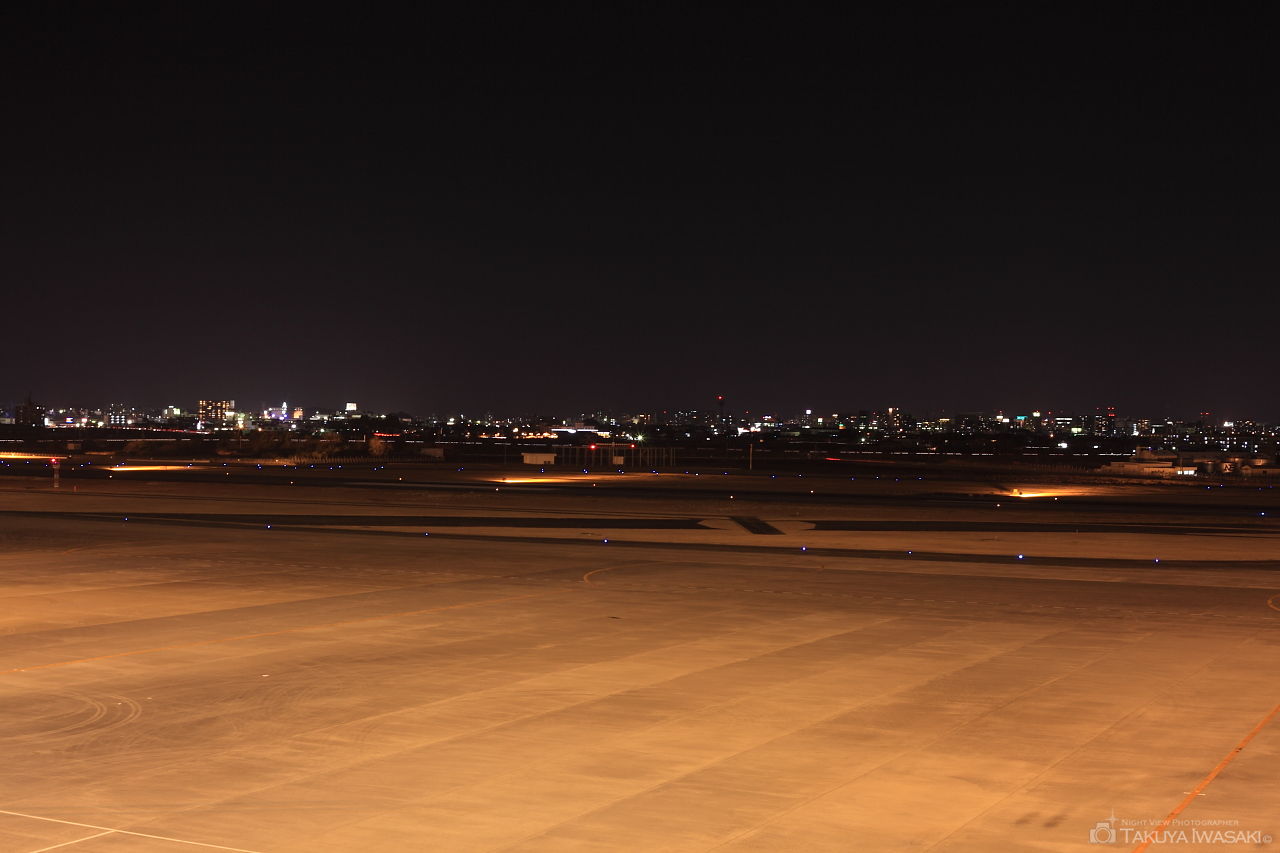 宮崎空港 展望デッキの夜景スポット写真（2）
