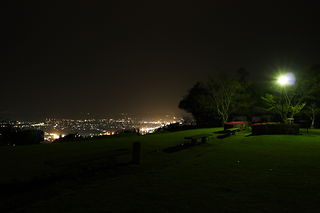 城山公園の夜景スポット写真（3）class=