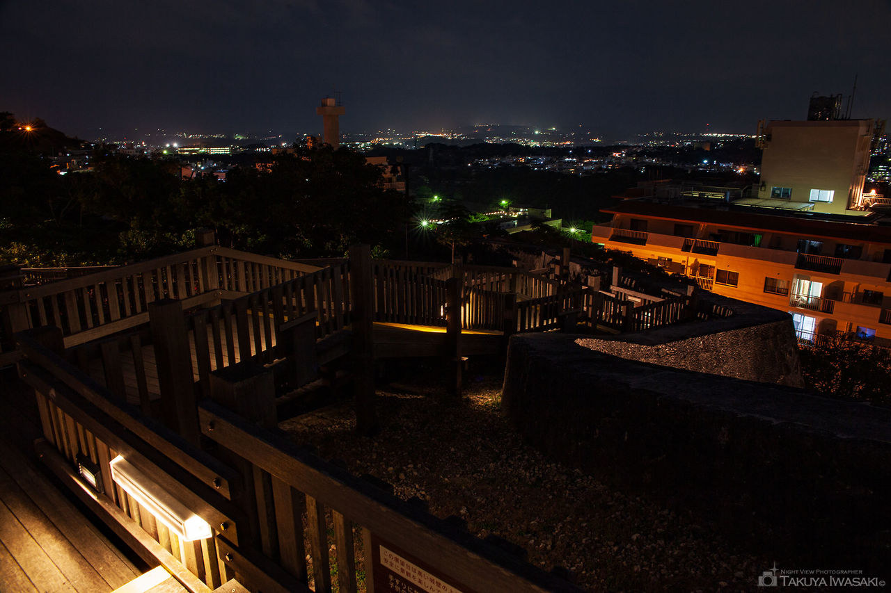 首里城 西のアザナの夜景スポット写真（3）