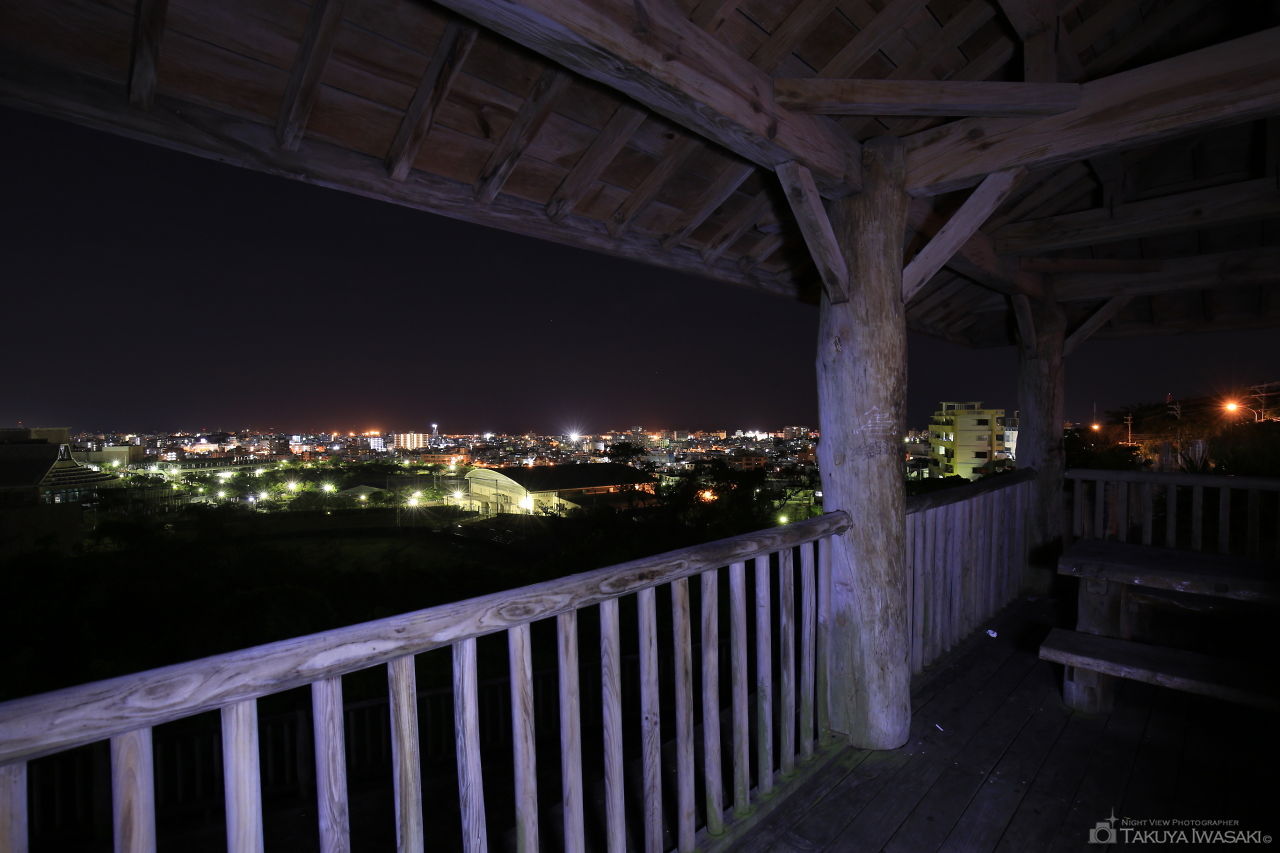 浦添運動公園 市民球場前の夜景スポット写真（3）