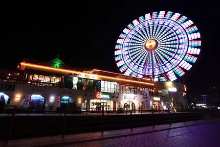 美浜アメリカンビレッジの夜景