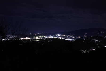 安波山公園前の夜景スポット写真（3）class=