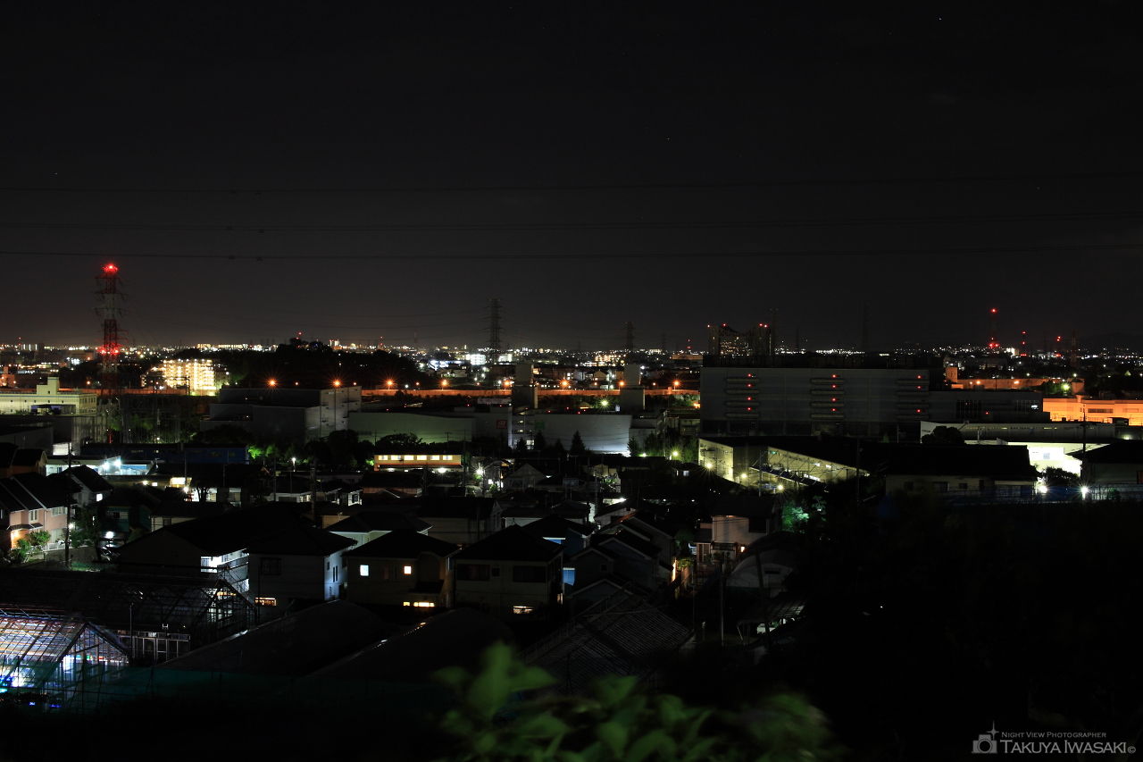 厚木市・相模原市方面の夜景を望む