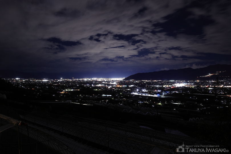 塩山フルーツライン ハッピードリンクショップ塩山牛奥店の夜景スポット写真（1）