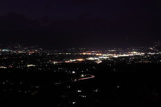 ぶどうの丘の夜景スポット写真（2）class=