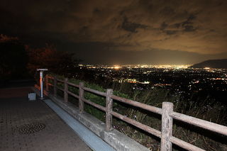 ぶどうの丘の夜景スポット写真（4）class=