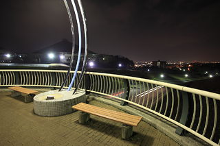 岡崎中央総合公園の夜景スポット写真（2）class=