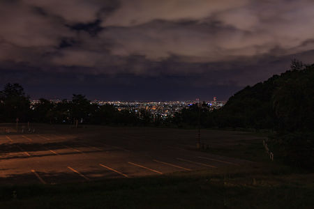 札幌市内の夜景を望む