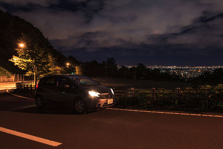 大倉山駐車場付近の夜景スポット写真（3）class=