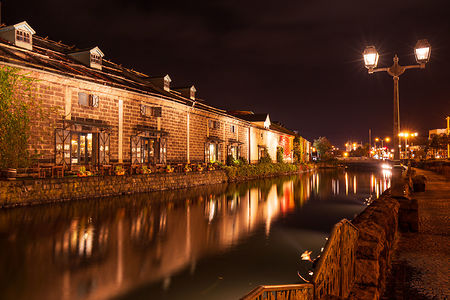 小樽運河の夜景スポット写真（4）class=