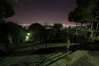 本妙寺公園の夜景スポット写真（4）class=
