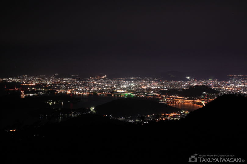 絵下山 山頂駐車場の夜景スポット写真（2）