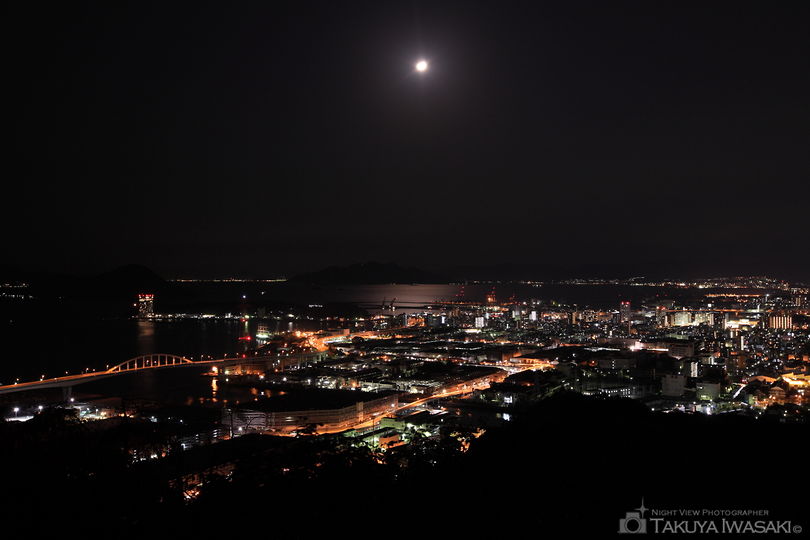 黄金山登山道路の夜景スポット写真（1）