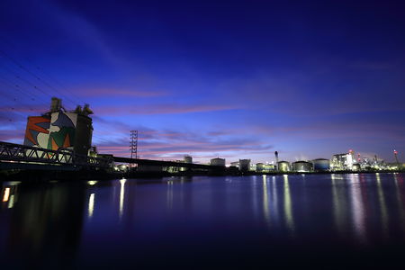 千鳥運河前の夜景スポット写真（2）class=