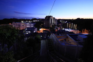 新作八幡宮の夜景スポット写真（1）class=