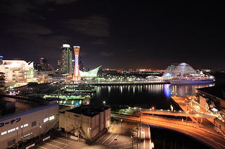 神戸ポートタワー・メリケンパーク方面の夜景