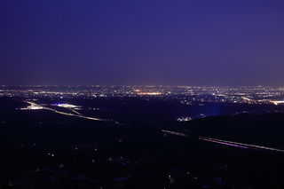 滝沢展望台の夜景スポット写真（2）class=