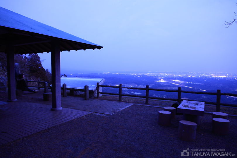 滝沢展望台の夜景スポット写真（3）