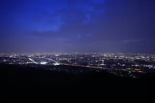 交野山 観音岩の夜景