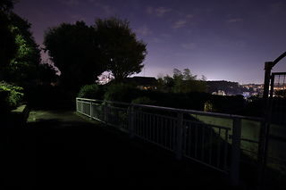 三ツ沢上町公園の夜景スポット写真（4）class=