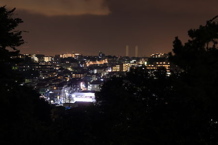 西寺尾の丘公園の夜景スポット写真（4）class=