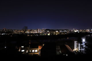 太尾見晴らしの丘公園の夜景スポット写真（1）class=