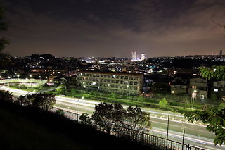 笹下中央公園の夜景スポット写真（1）class=