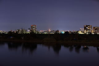 多摩川見晴らし公園の夜景スポット写真（2）class=
