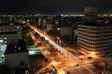 甲府市役所 展望ロビーの夜景スポット写真（2）class=