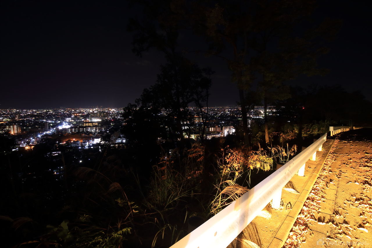 湯村ヒルズの夜景スポット写真（3）