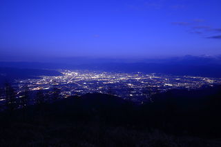 甘利山の夜景スポット写真（1）class=
