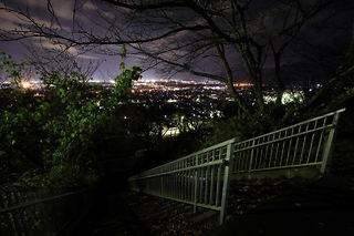 殿原スポーツ公園の夜景スポット写真（3）class=