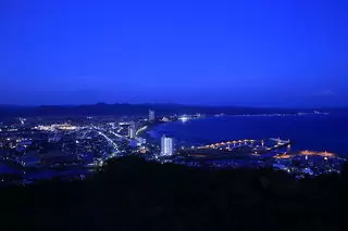 魚見塚展望台（誓いの丘）の夜景