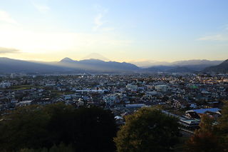 昼間の富士山方向の眺め