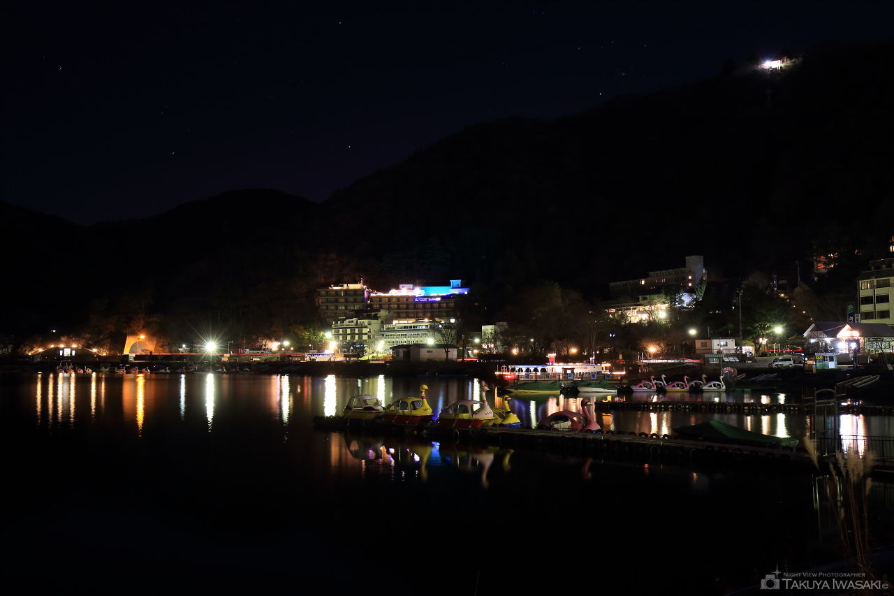 県営河口湖 無料駐車場の夜景スポット写真（1）