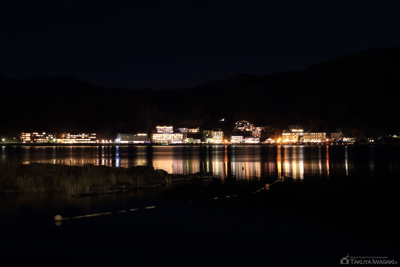 県営河口湖 無料駐車場の夜景スポット写真（2）
