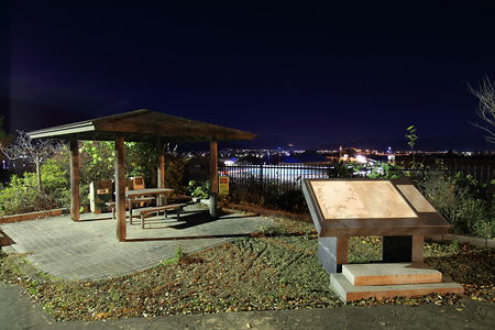 富士川大橋 記念碑広場の夜景スポット写真（3）class=