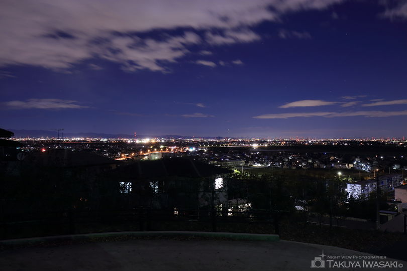 藤岡霊園駐車場前の夜景スポット写真（2）