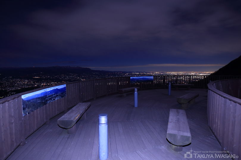 上ノ山公園　ときめきデッキの夜景スポット写真（4）