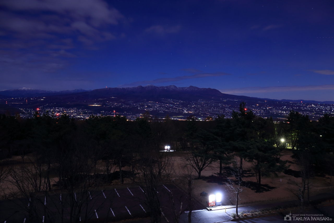 渋川市総合公園 展望台の夜景スポット写真（1）