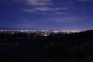 天神山麓の夜景スポット写真（2）class=