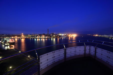 港公園展望塔の夜景スポット写真（4）class=